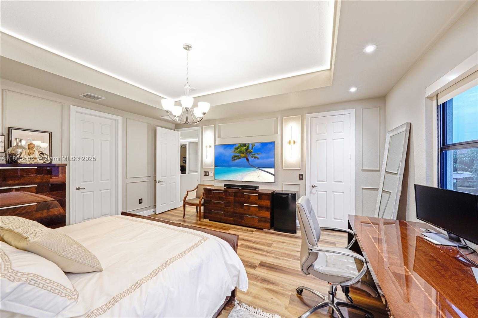 Small Image of 9835 NORTH WEST 86TH TER, Doral Number 33