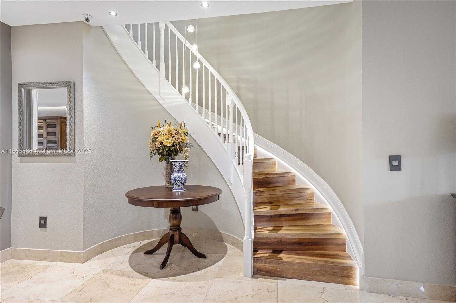 Small Image of 9835 NORTH WEST 86TH TER, Doral Number 4