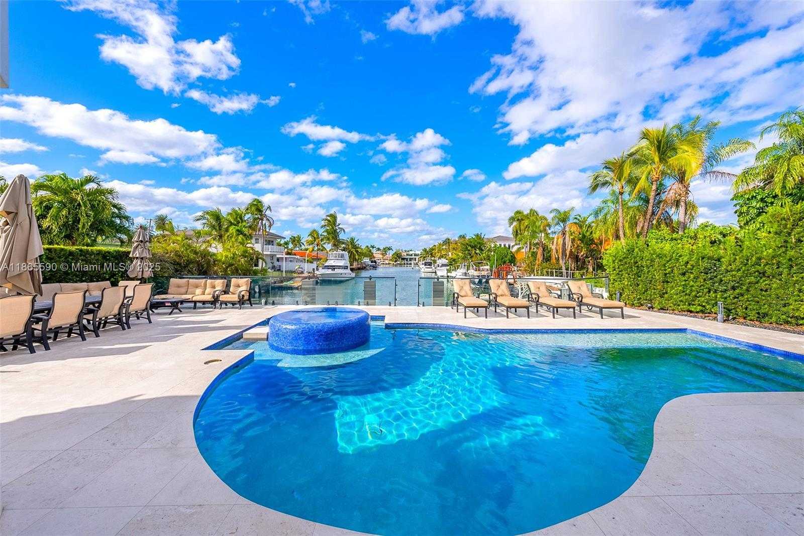 Small Image of 3251 NORTH EAST 164TH ST, North Miami Beach Number 53