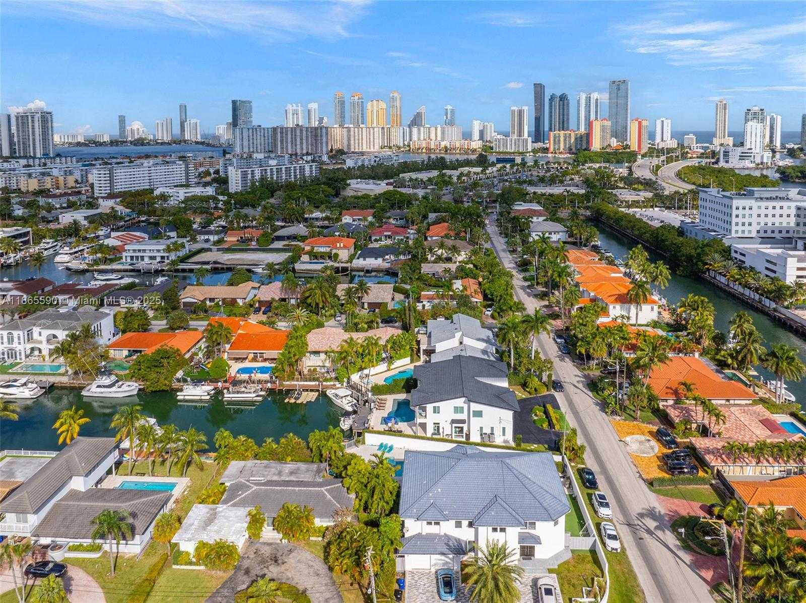 Small Image of 3251 NORTH EAST 164TH ST, North Miami Beach Number 61