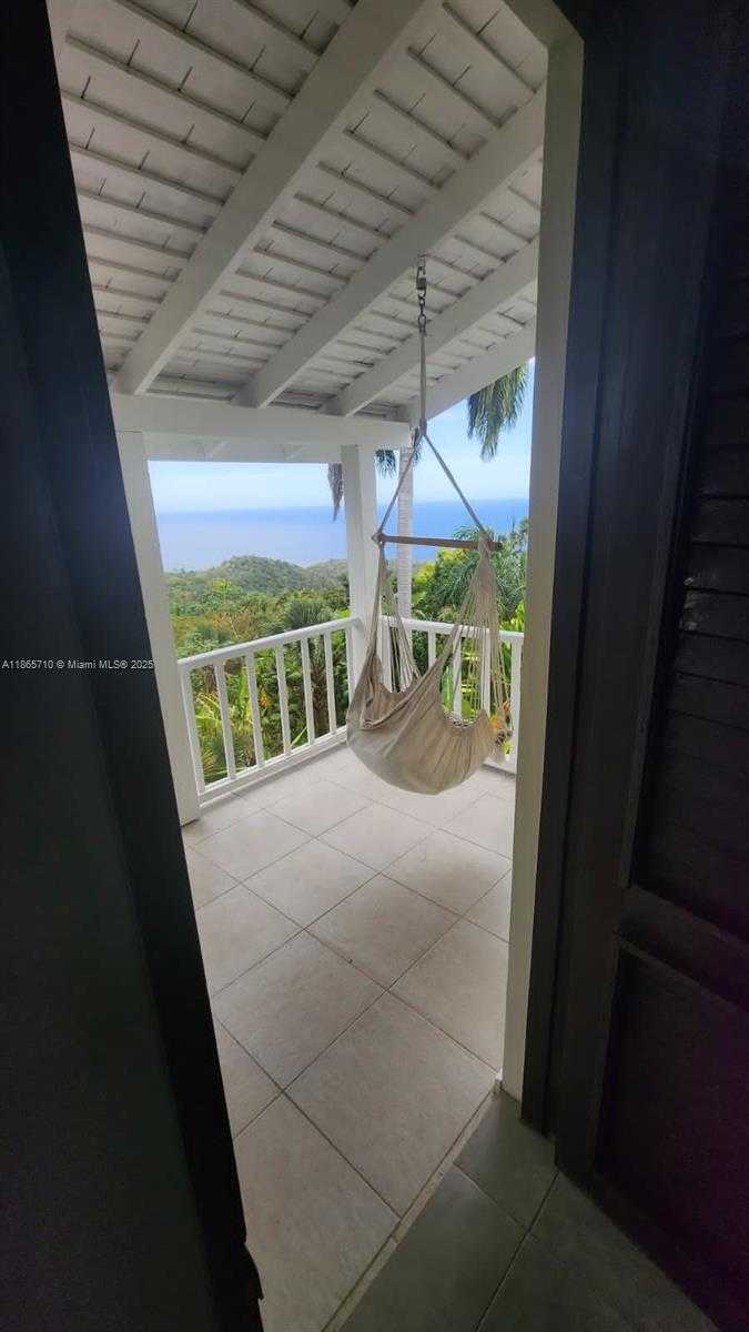 Small Image of VILLA, MONTEGO BAY, JAMAICA, Out of City Number 24