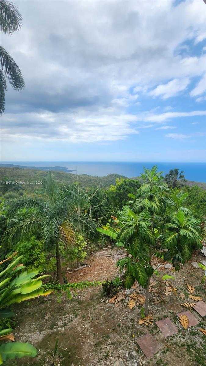 Small Image of VILLA, MONTEGO BAY, JAMAICA, Out of City Number 30
