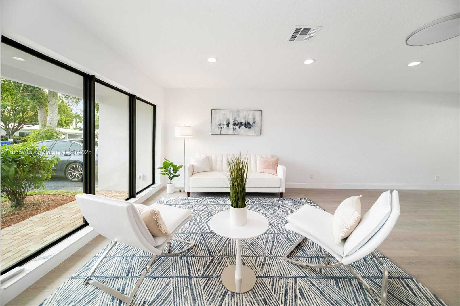 Small Image of 1985 WINDWARD DR, Lauderdale By The Sea Number 21