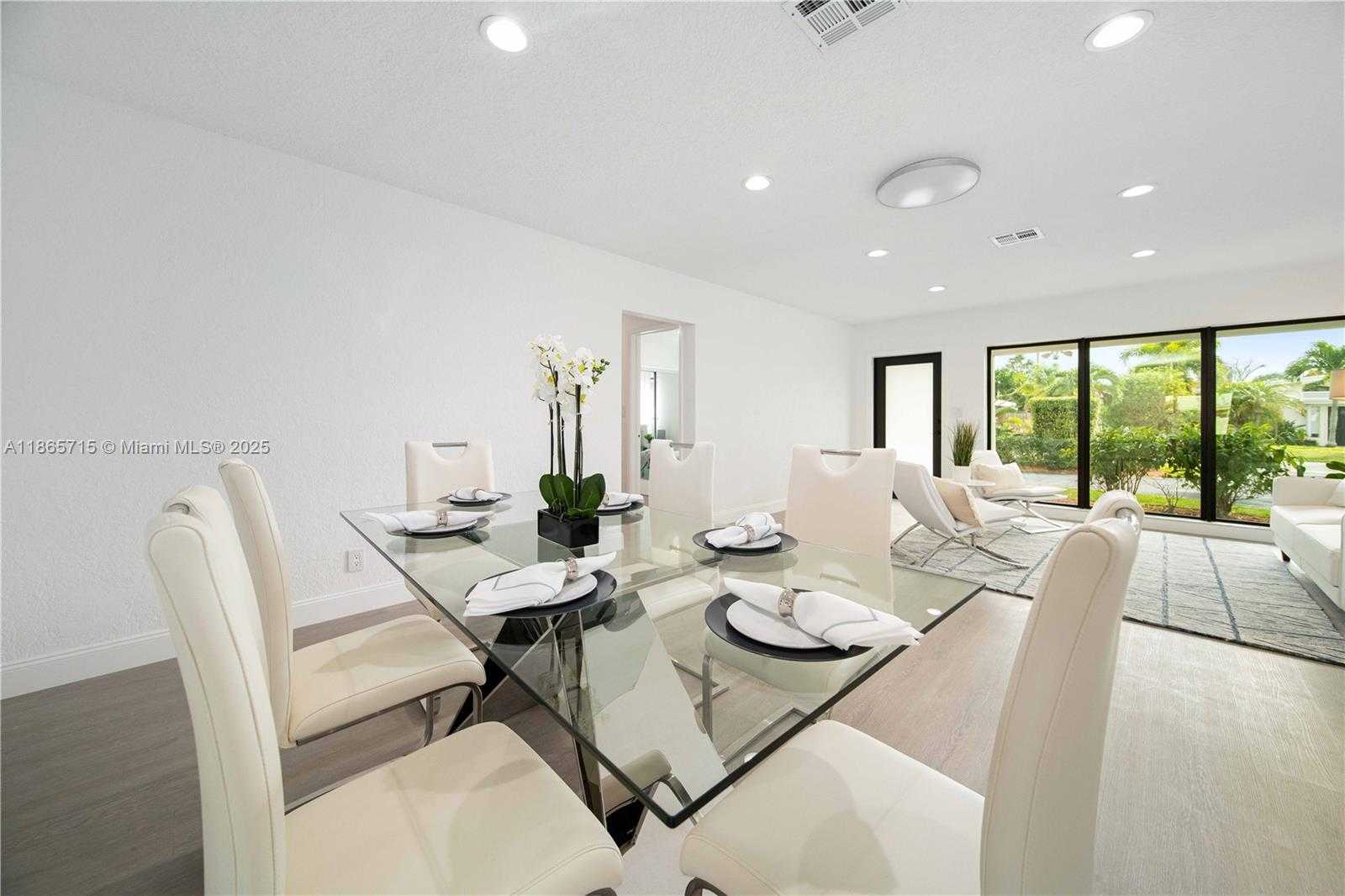 Small Image of 1985 WINDWARD DR, Lauderdale By The Sea Number 23