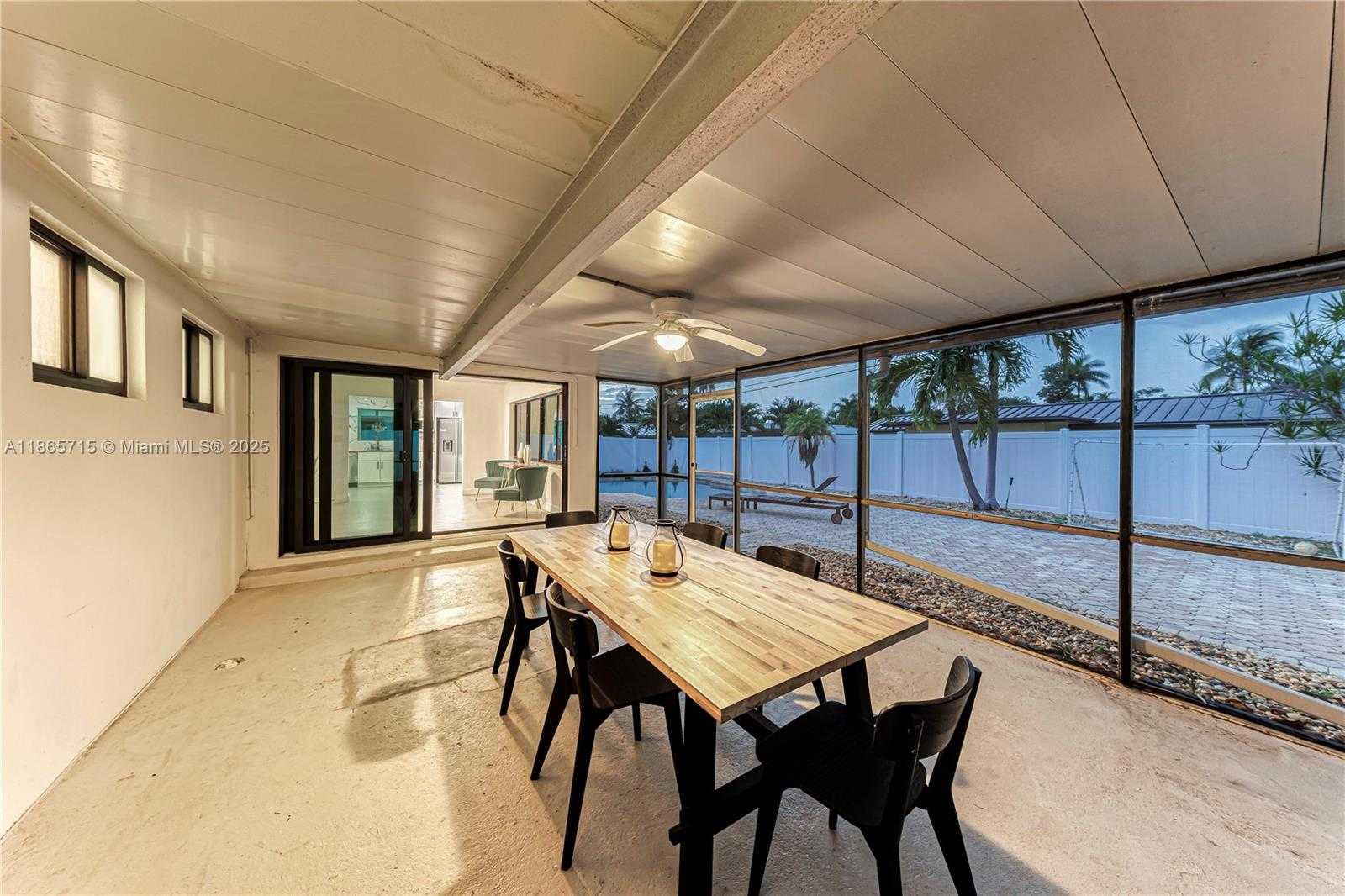 Small Image of 1985 WINDWARD DR, Lauderdale By The Sea Number 34