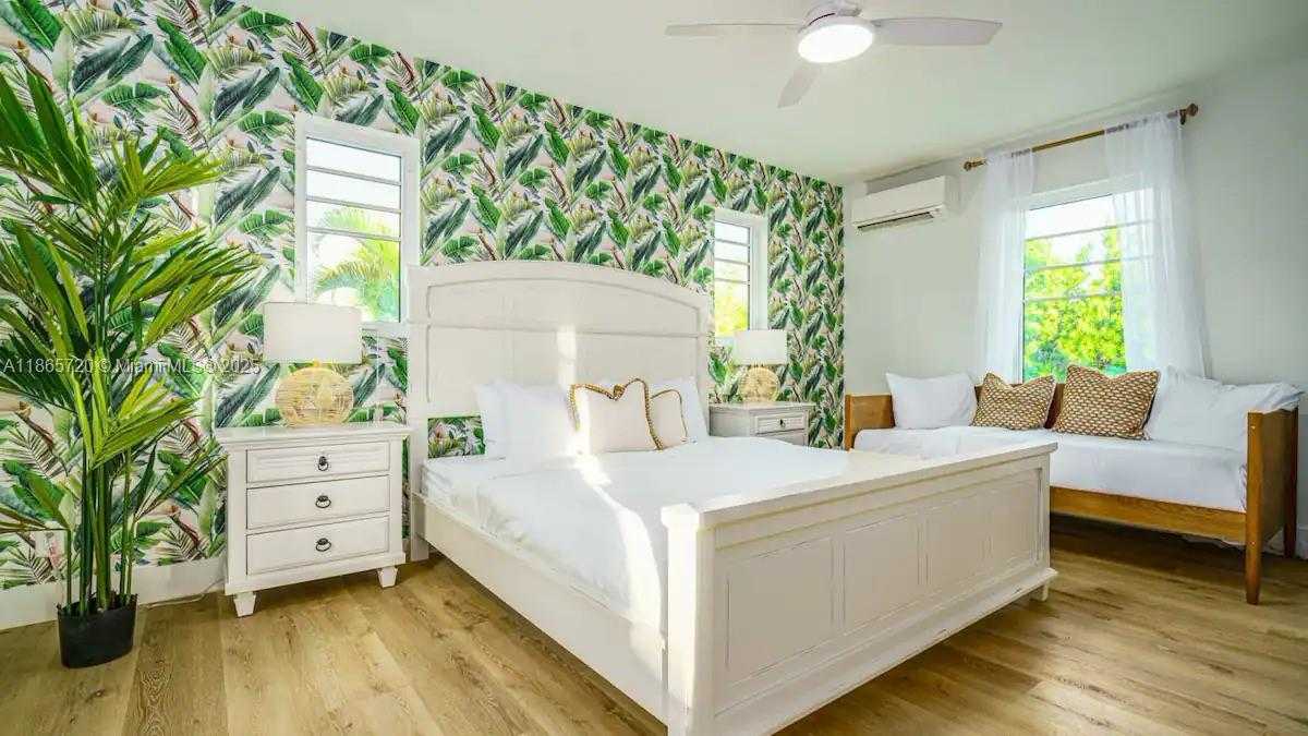 Small Image of 320 POLK ST, Hollywood Number 13