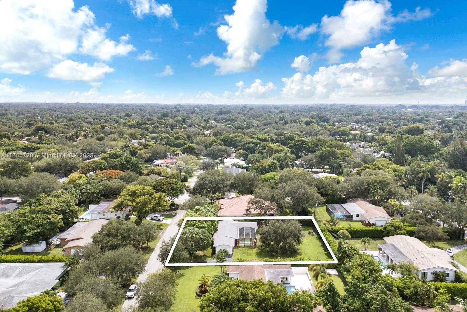Small Image of 7320 SOUTH WEST 131ST ST, Pinecrest Number 3