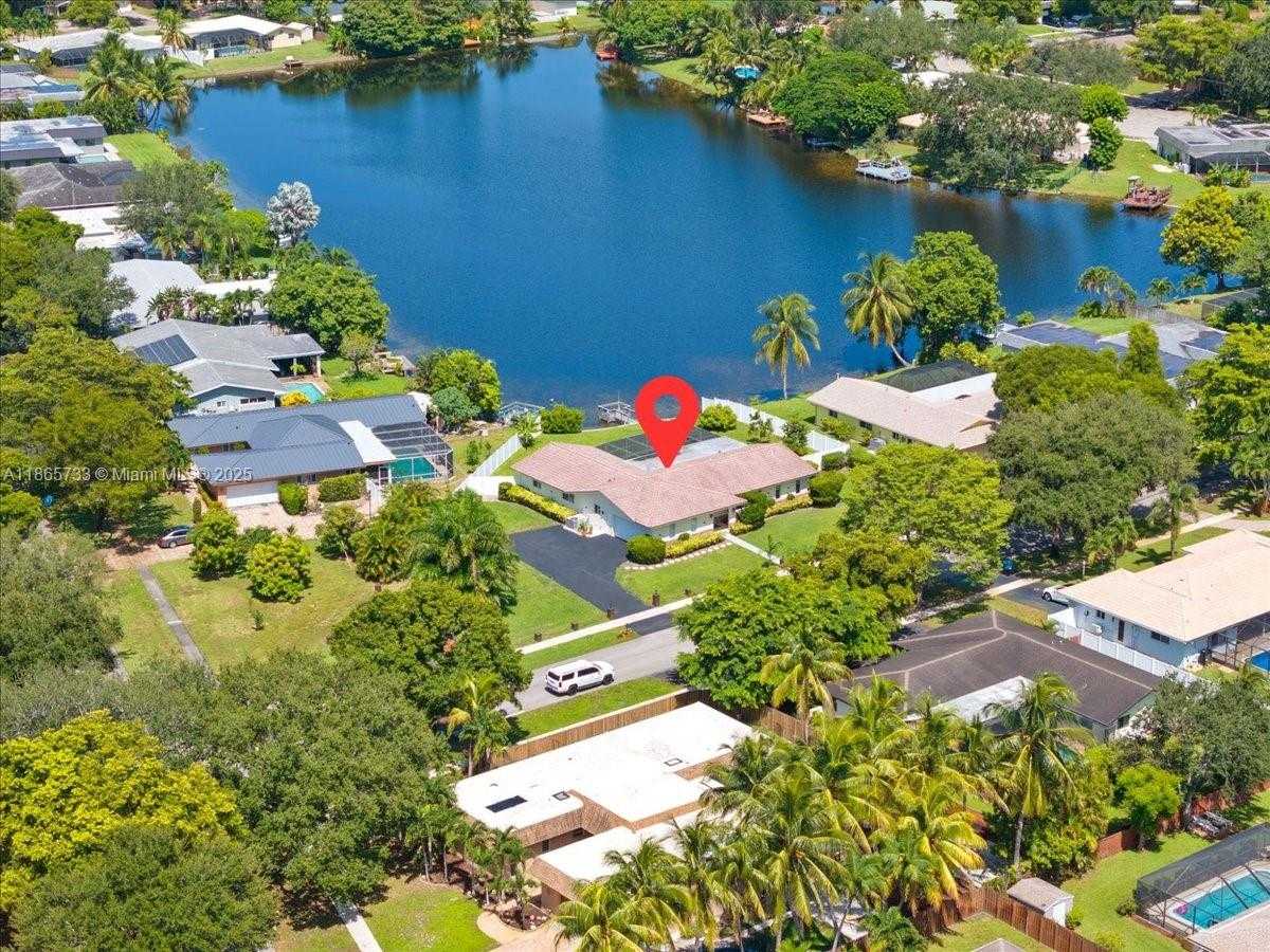 Small Image of 6581 SOUTH WEST 20TH CT, Plantation Number 45
