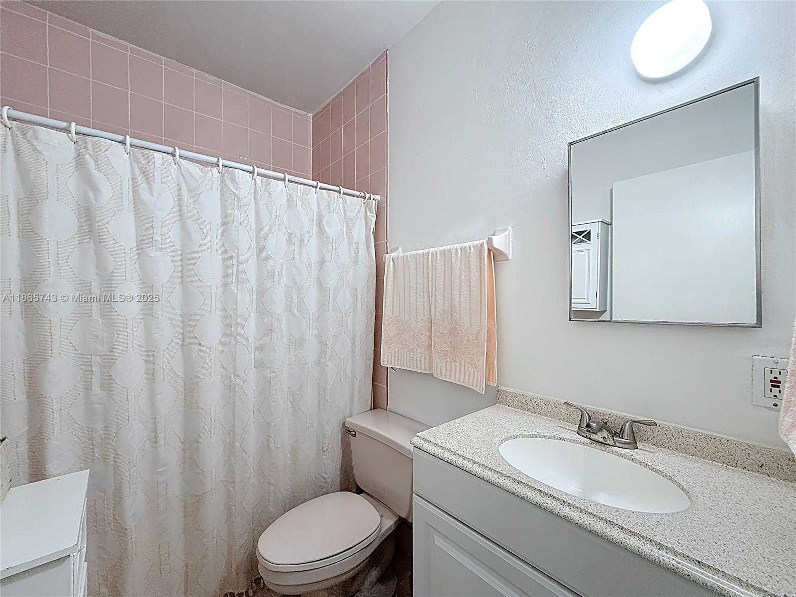 Small Image of 675 WEST 30TH ST, Hialeah Number 10