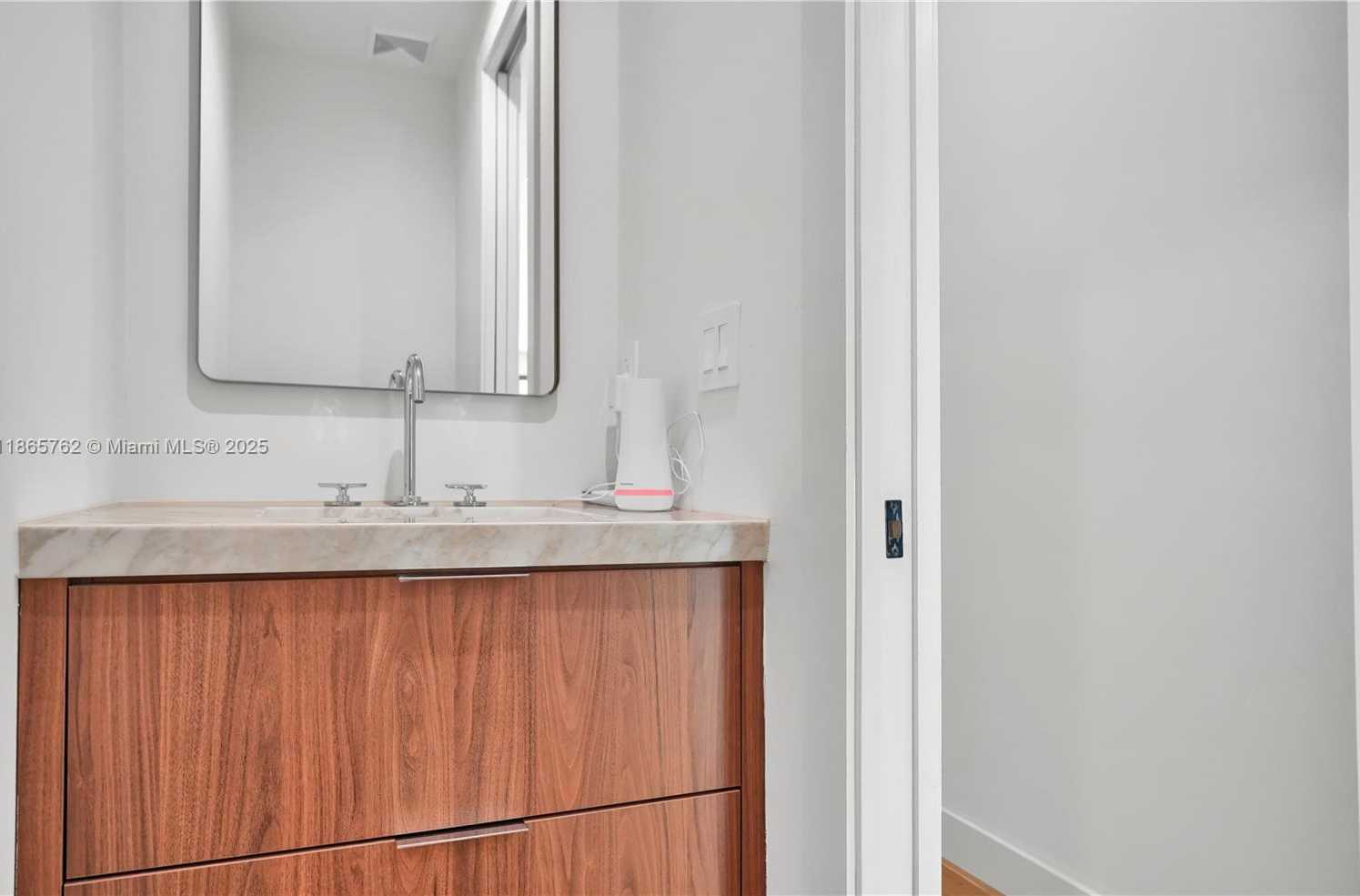 Small Image of 223 NORTH WEST 51ST ST, Miami Number 14