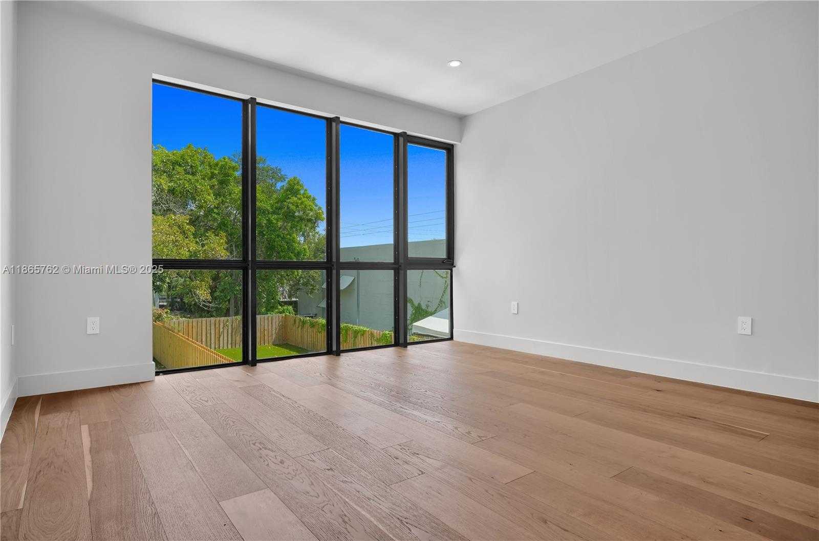 Small Image of 223 NORTH WEST 51ST ST, Miami Number 20