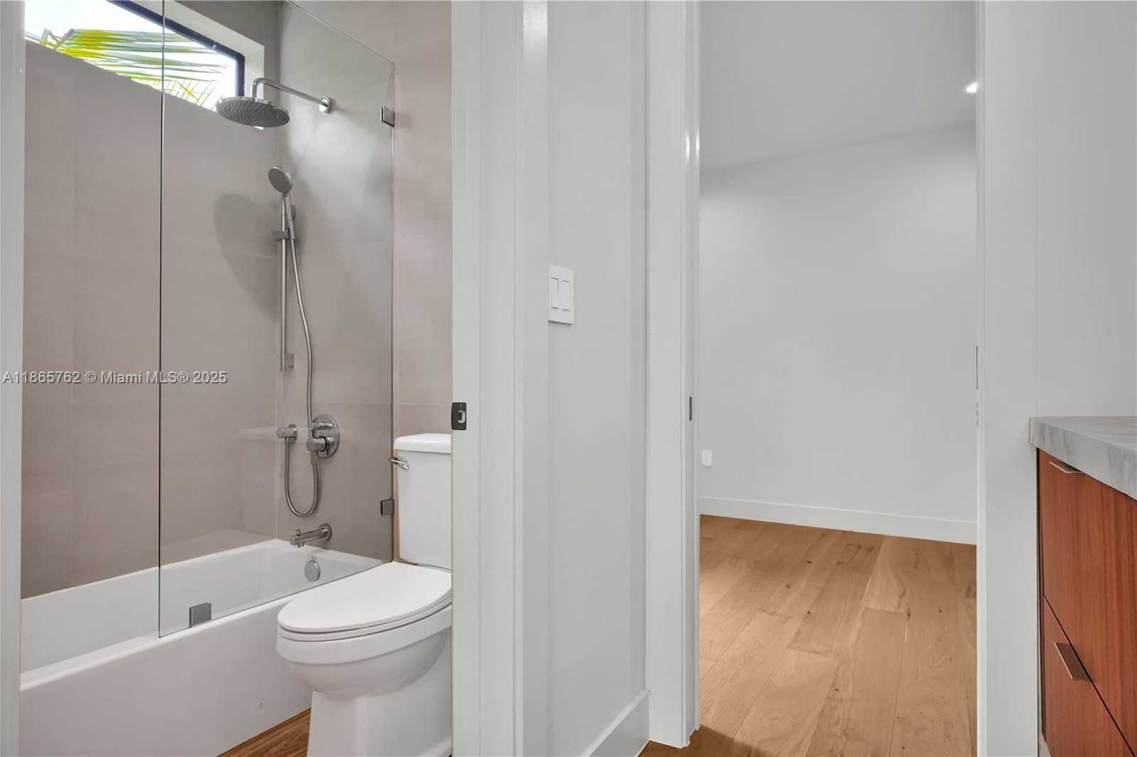 Small Image of 223 NORTH WEST 51ST ST, Miami Number 31