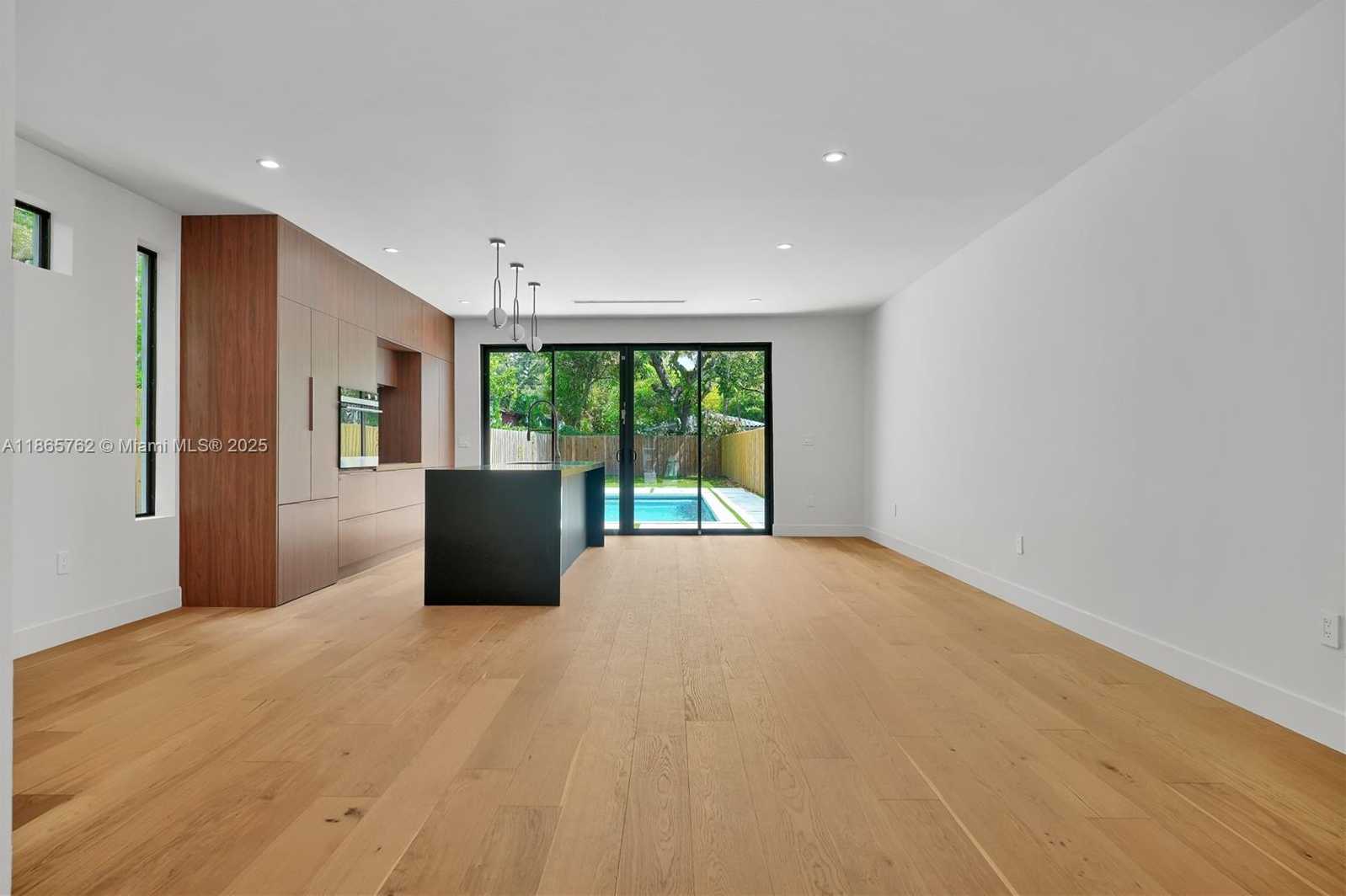 Small Image of 223 NORTH WEST 51ST ST, Miami Number 5