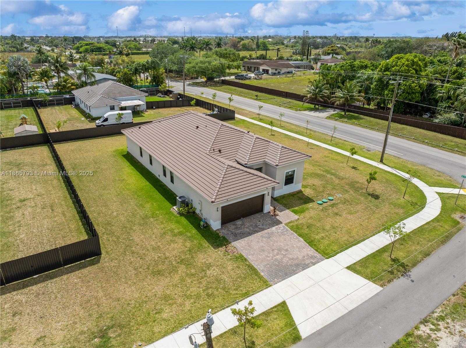Small Image of 31171 SOUTH WEST 193RD AVE, Homestead Number 3
