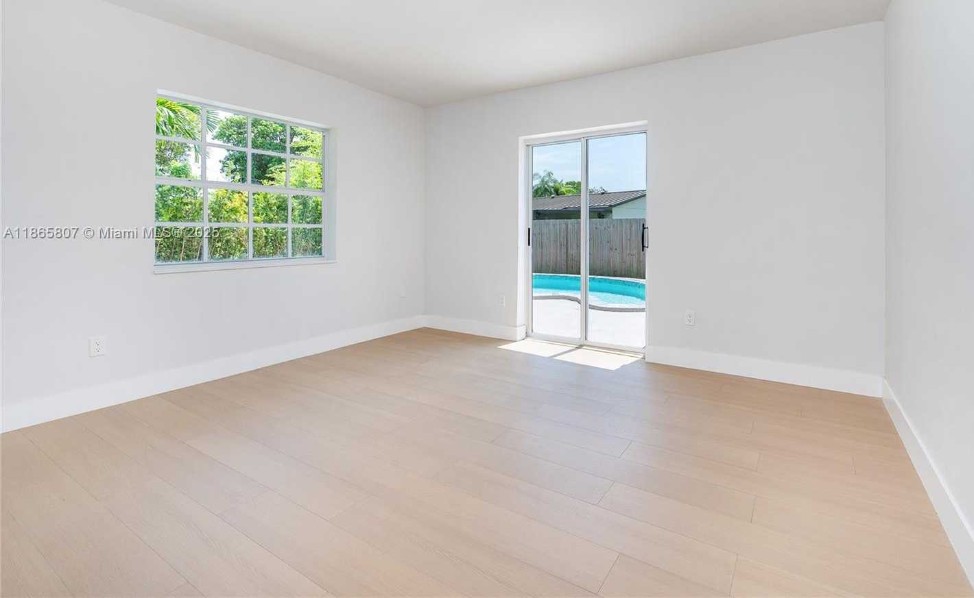 Small Image of Cutler Bay Number 22