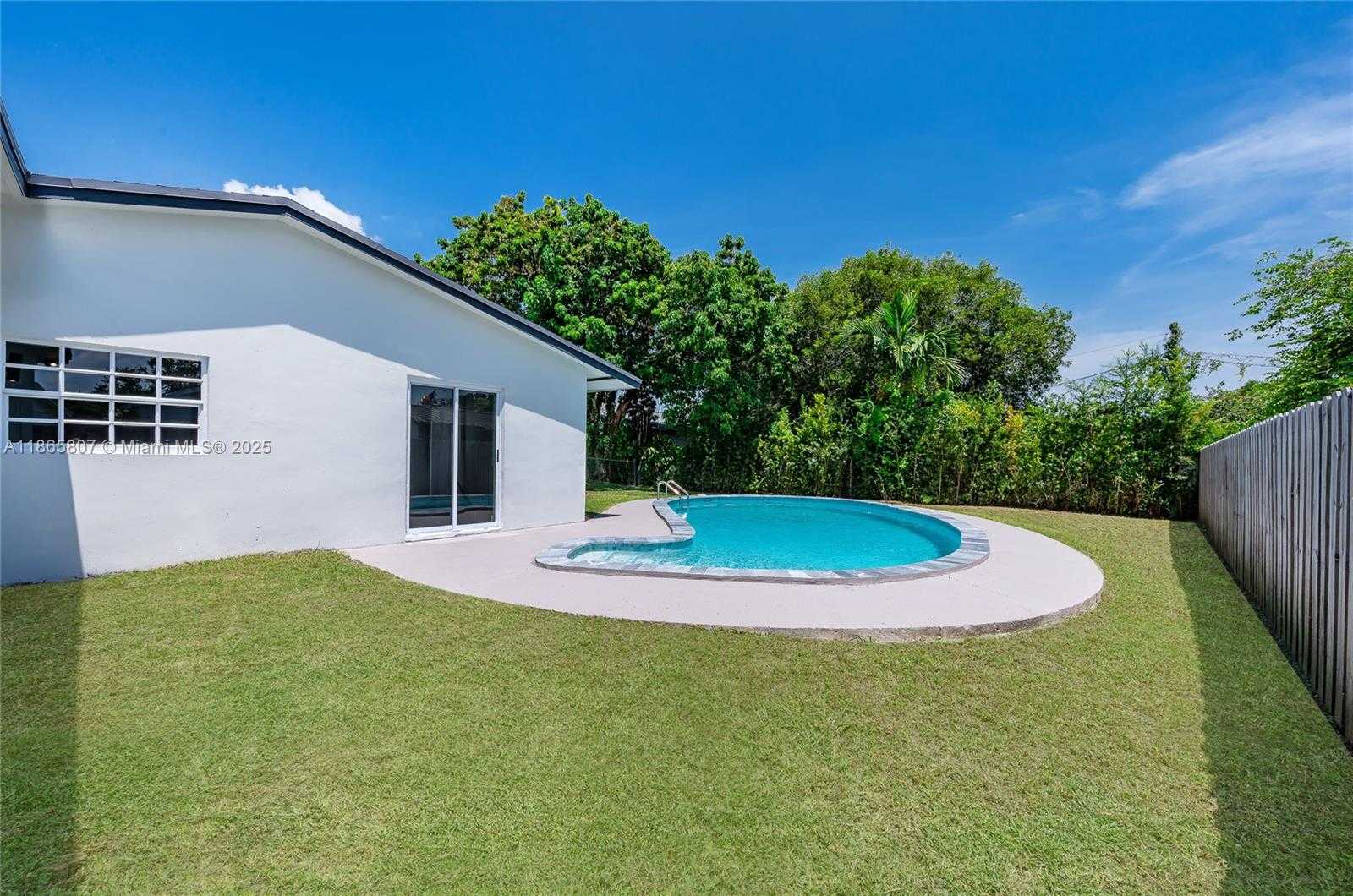 Small Image of Cutler Bay Number 36