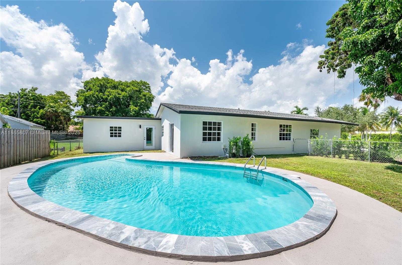 Small Image of Cutler Bay Number 38