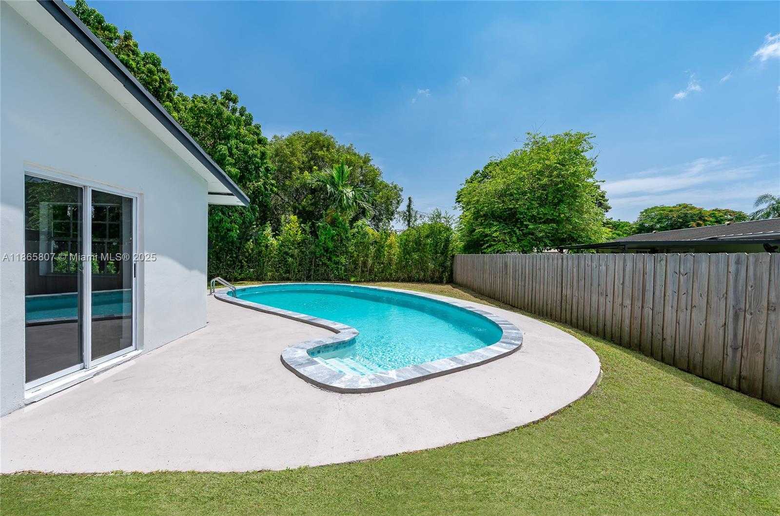 Small Image of Cutler Bay Number 39