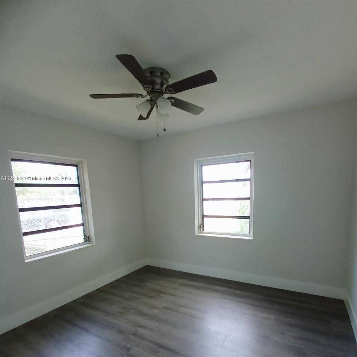 Small Image of 15061 SOUTH WEST 296TH, Homestead Number 11