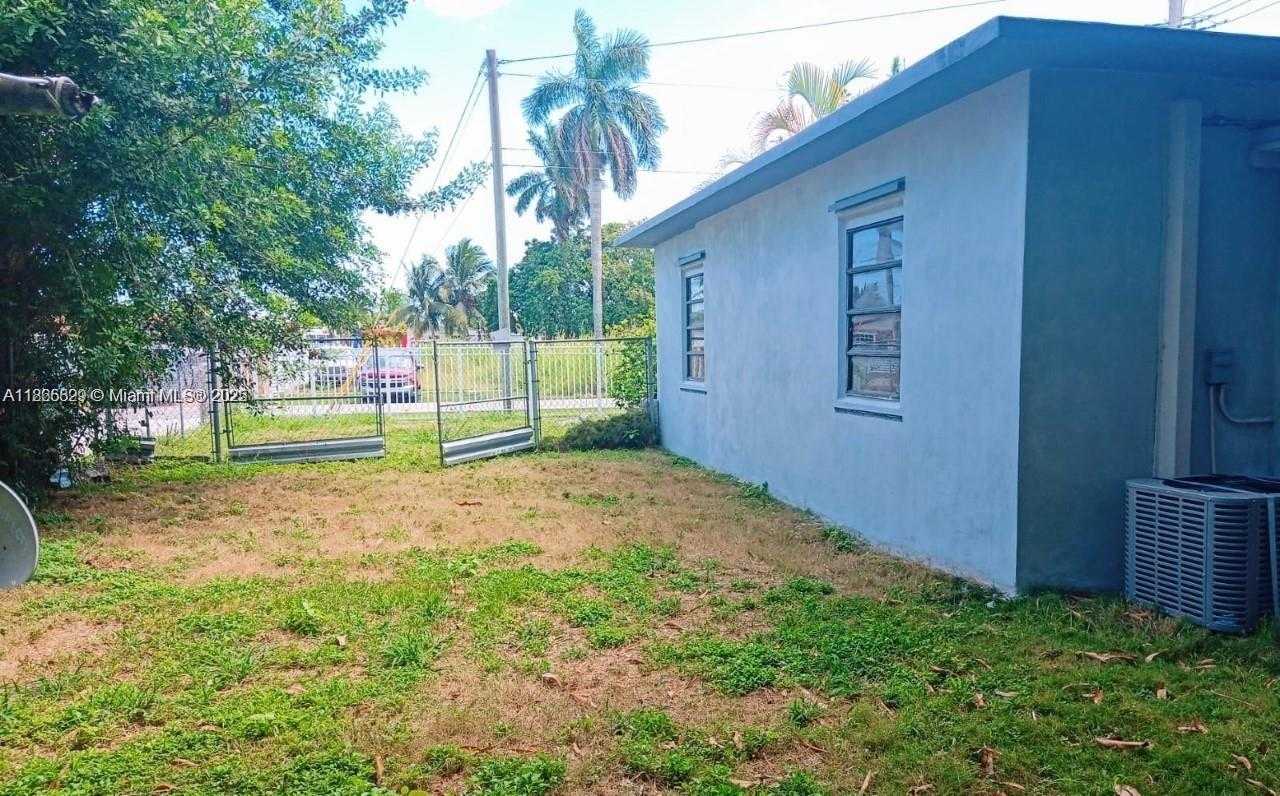 Small Image of 15061 SOUTH WEST 296TH, Homestead Number 14
