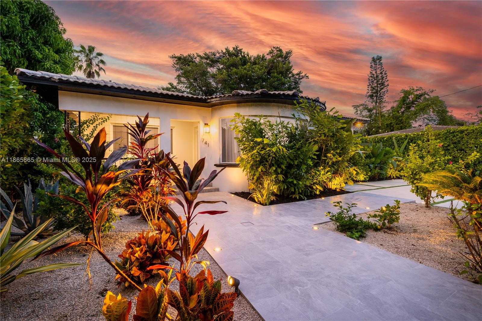 Small Image of 741 NORTH EAST 87TH ST, Miami Number 36