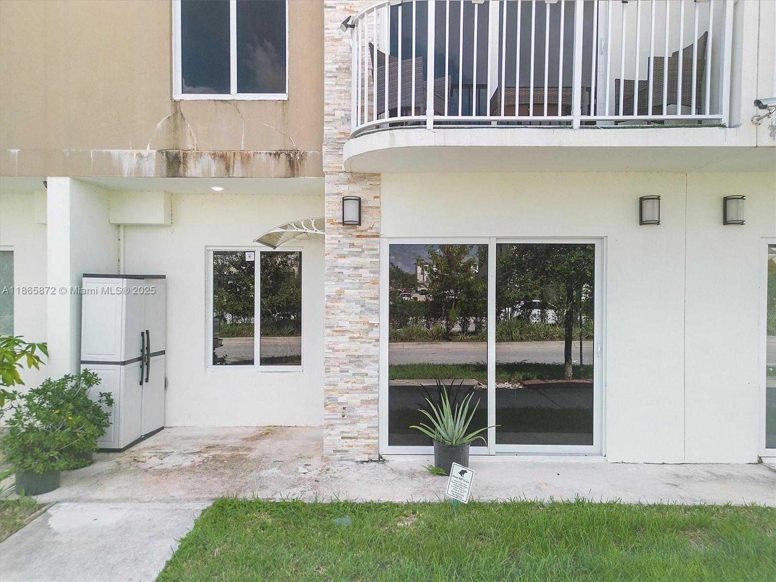 Small Image of 25888 SOUTH WEST 139TH PATH, Homestead Number 2