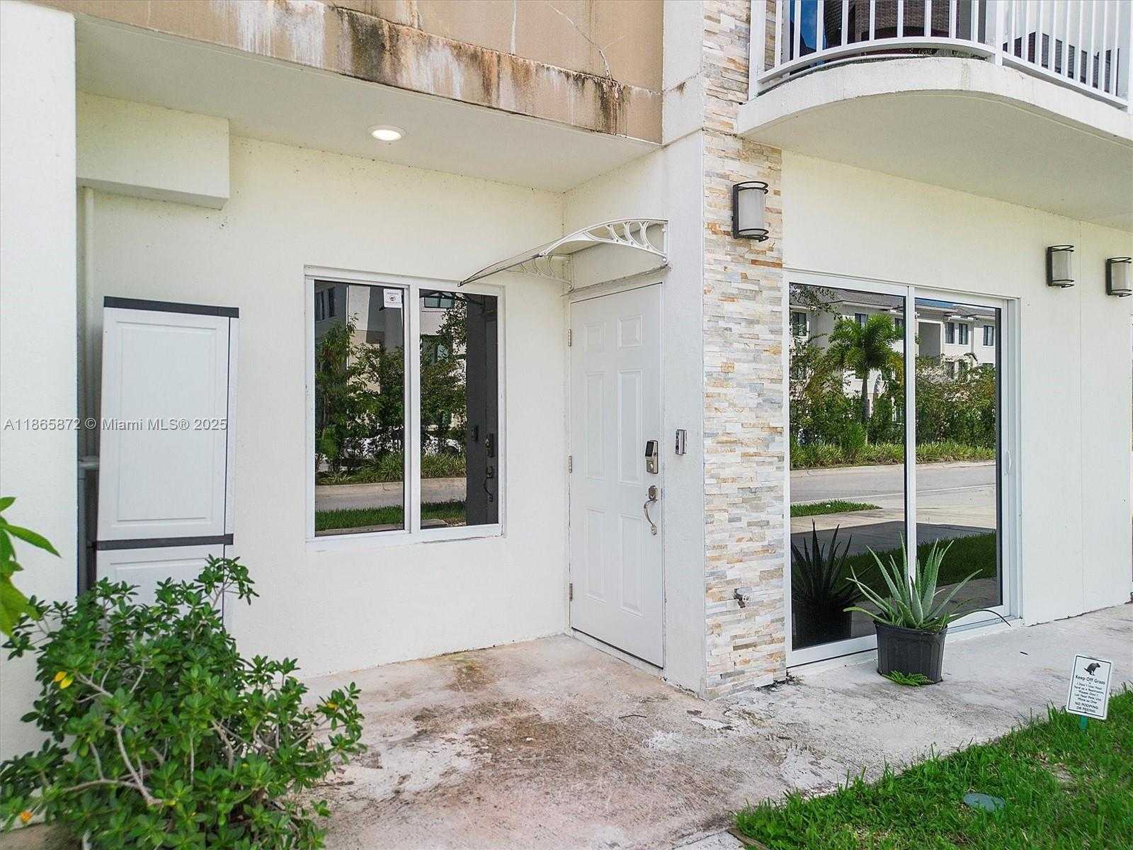 Small Image of 25888 SOUTH WEST 139TH PATH, Homestead Number 3