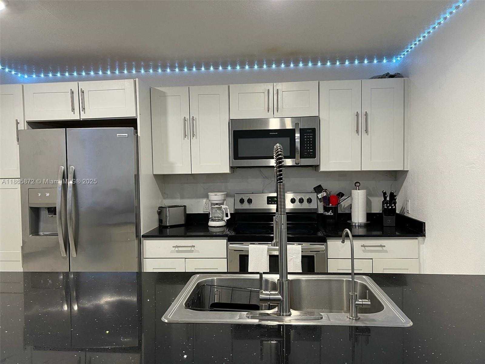 Small Image of 25888 SOUTH WEST 139TH PATH, Homestead Number 9