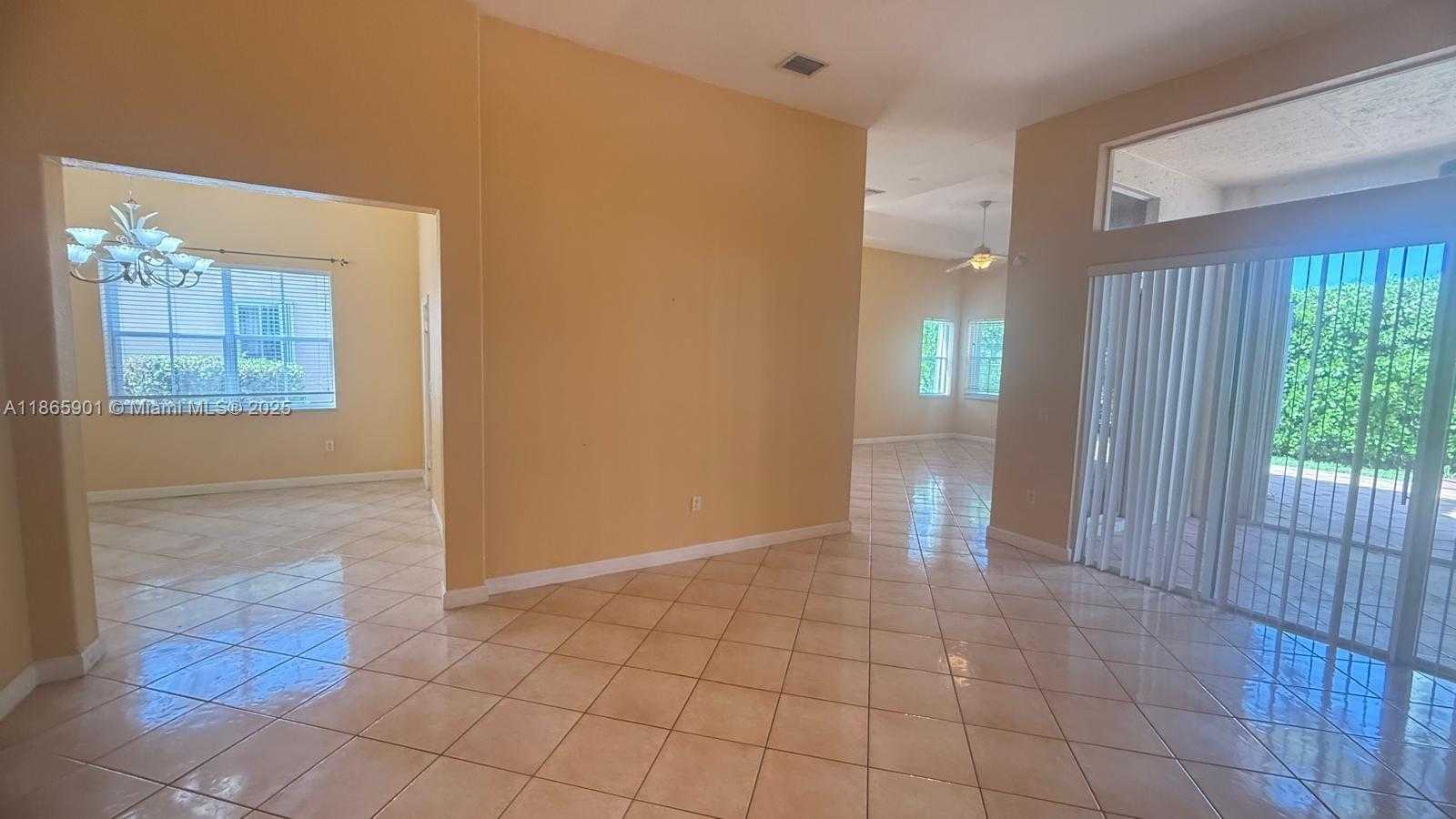Small Image of 3654 SOUTH WEST 162ND AVE, Miramar Number 12