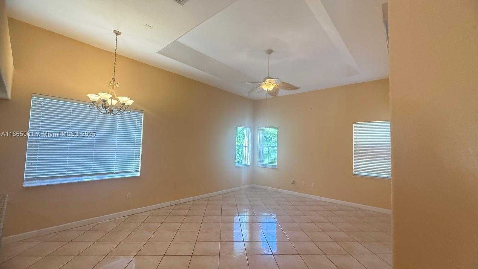Small Image of 3654 SOUTH WEST 162ND AVE, Miramar Number 14