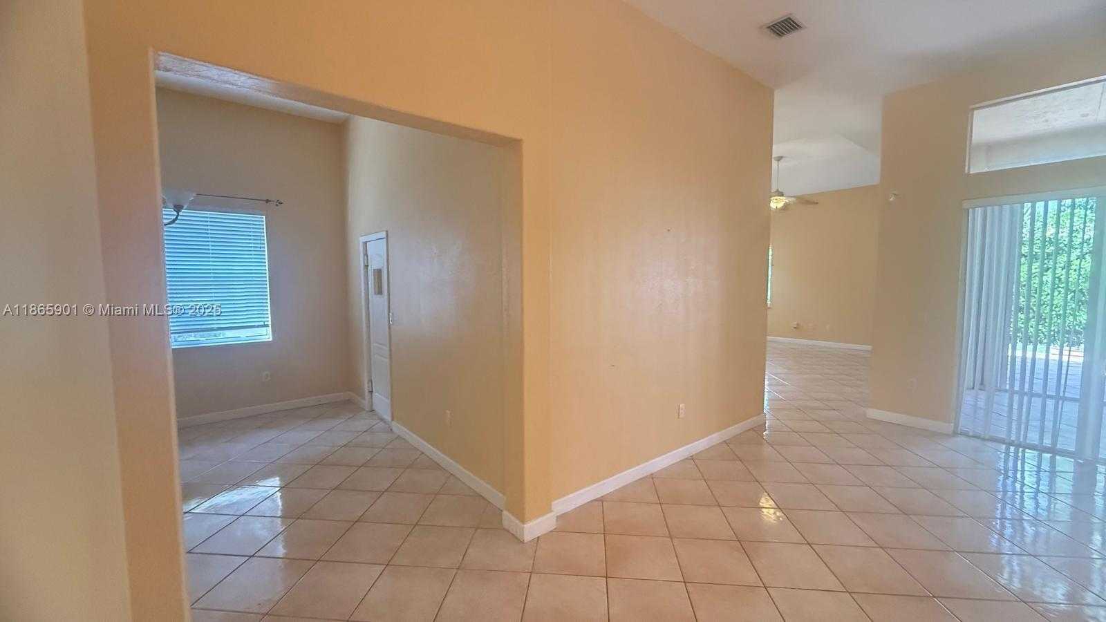 Small Image of 3654 SOUTH WEST 162ND AVE, Miramar Number 15