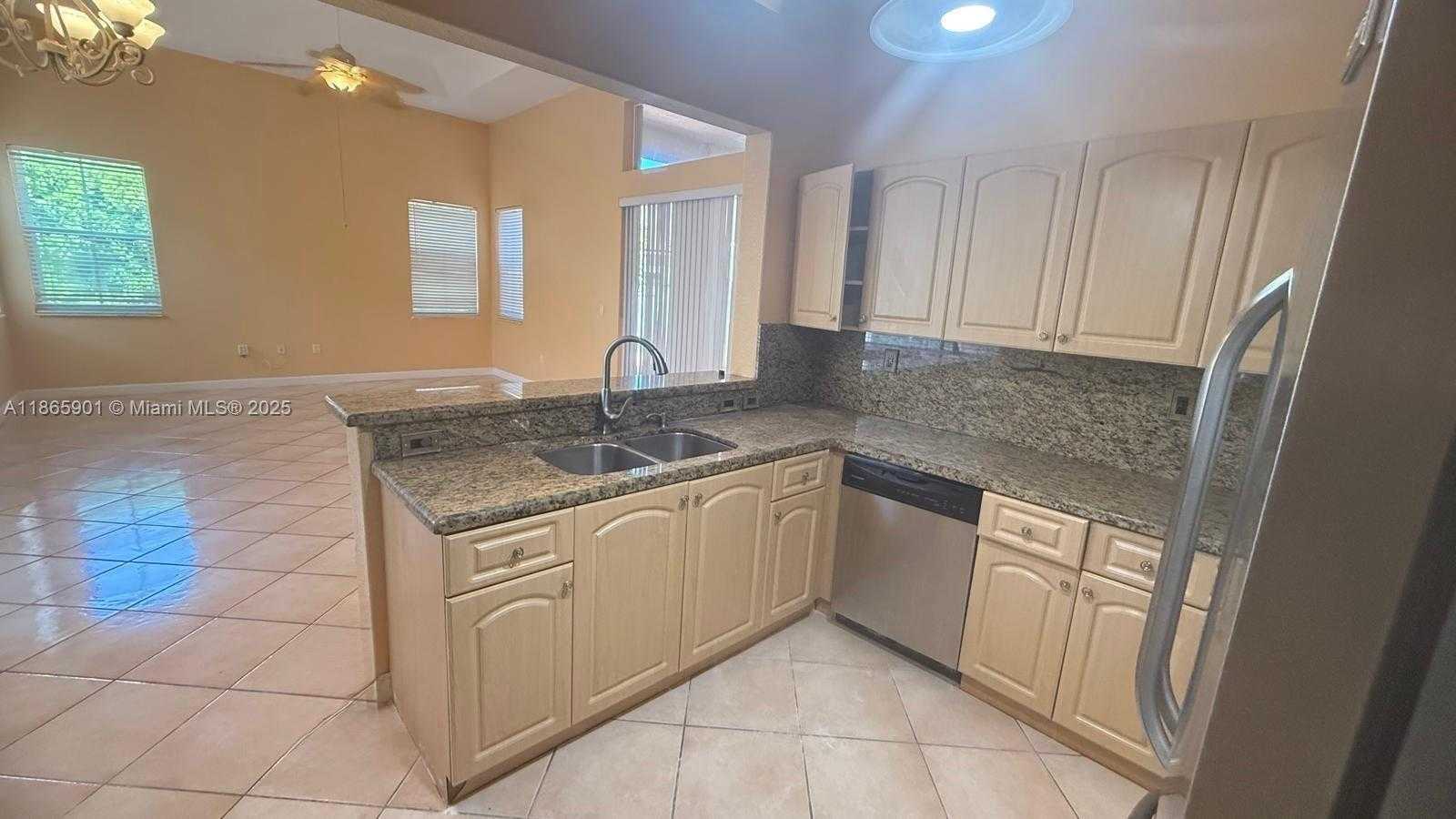 Small Image of 3654 SOUTH WEST 162ND AVE, Miramar Number 24
