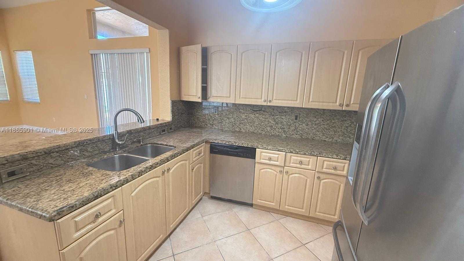 Small Image of 3654 SOUTH WEST 162ND AVE, Miramar Number 25