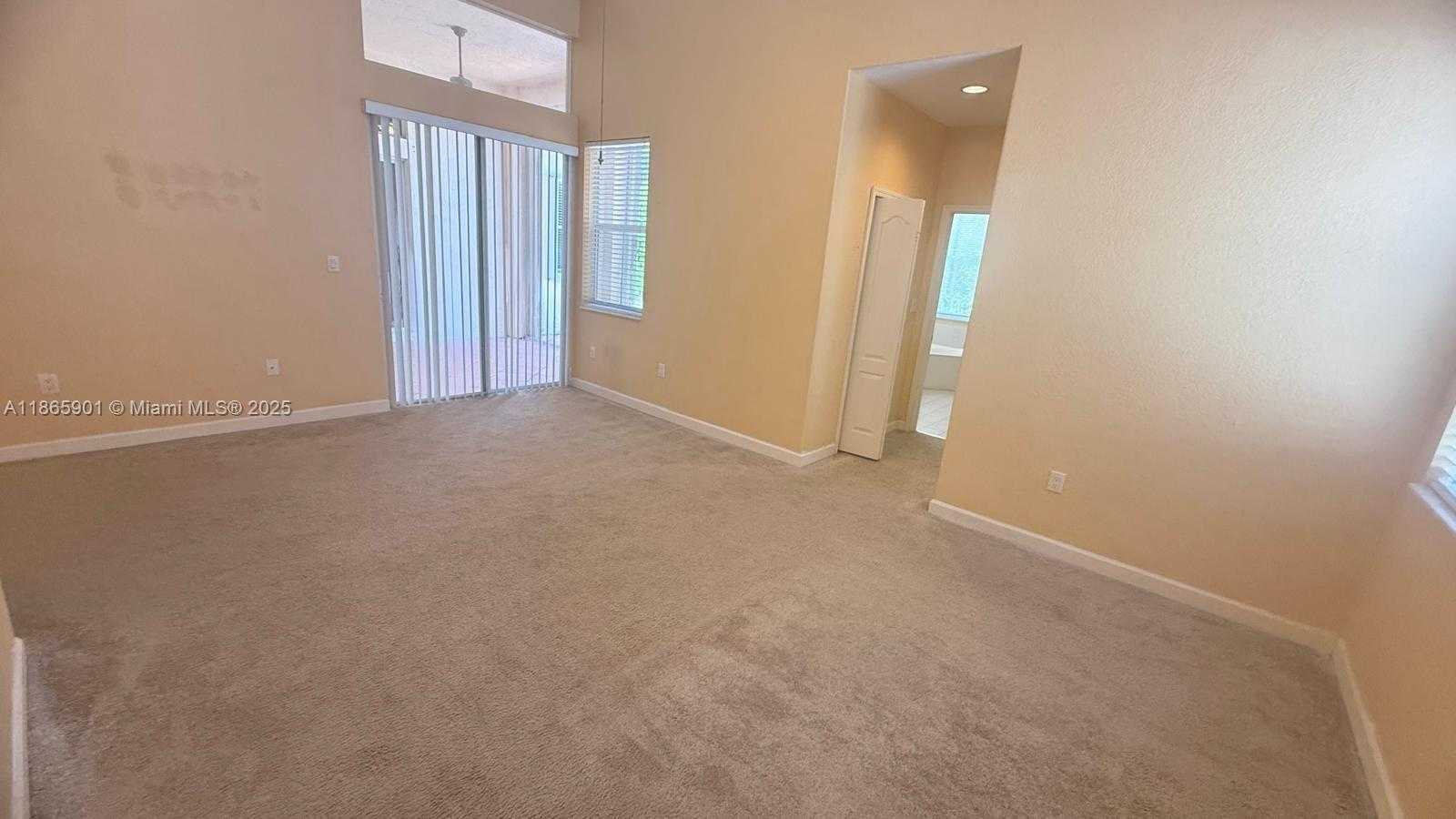 Small Image of 3654 SOUTH WEST 162ND AVE, Miramar Number 30