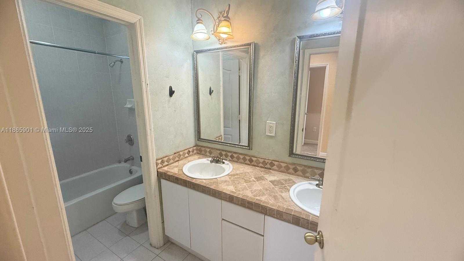 Small Image of 3654 SOUTH WEST 162ND AVE, Miramar Number 44