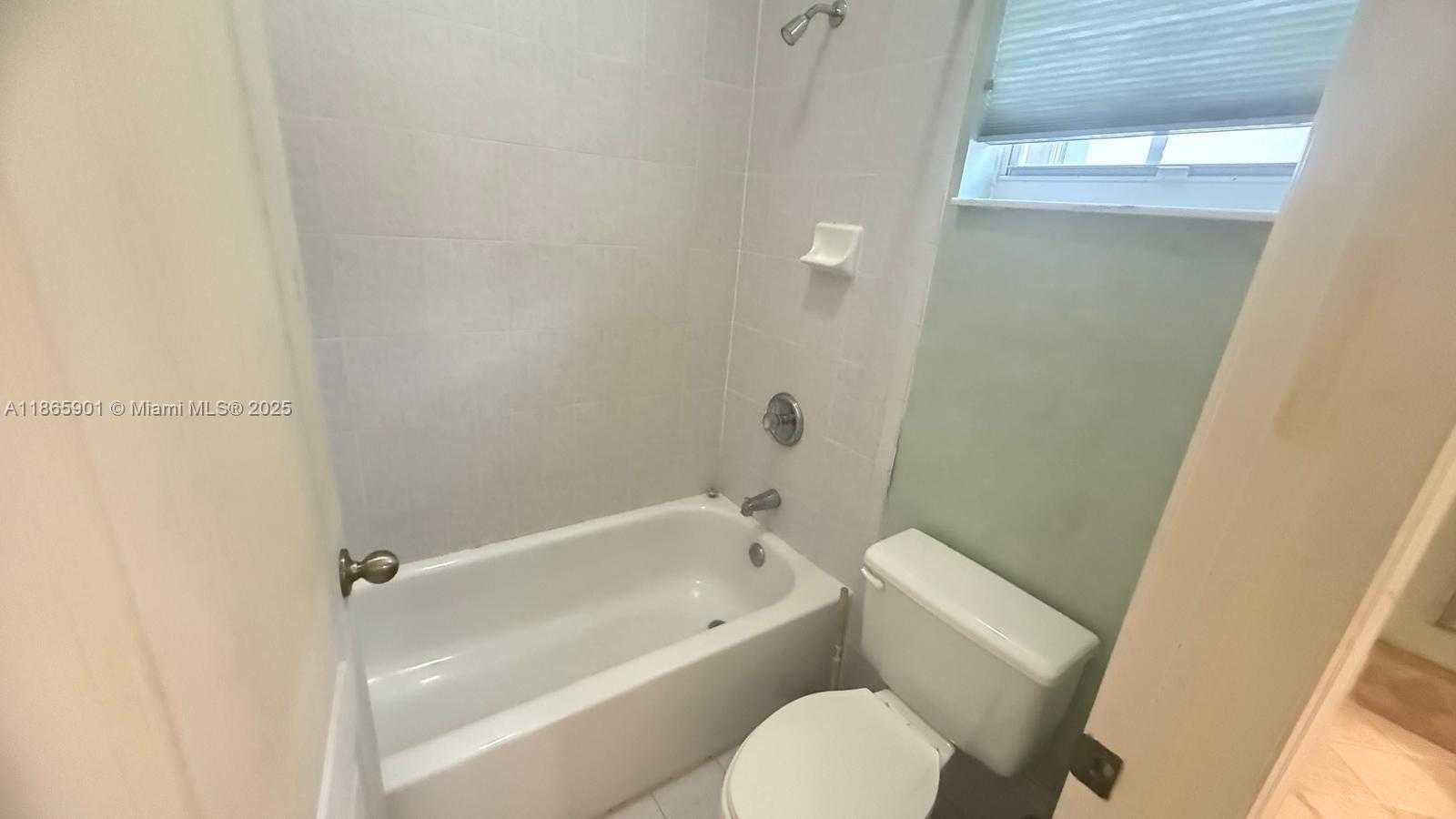 Small Image of 3654 SOUTH WEST 162ND AVE, Miramar Number 45