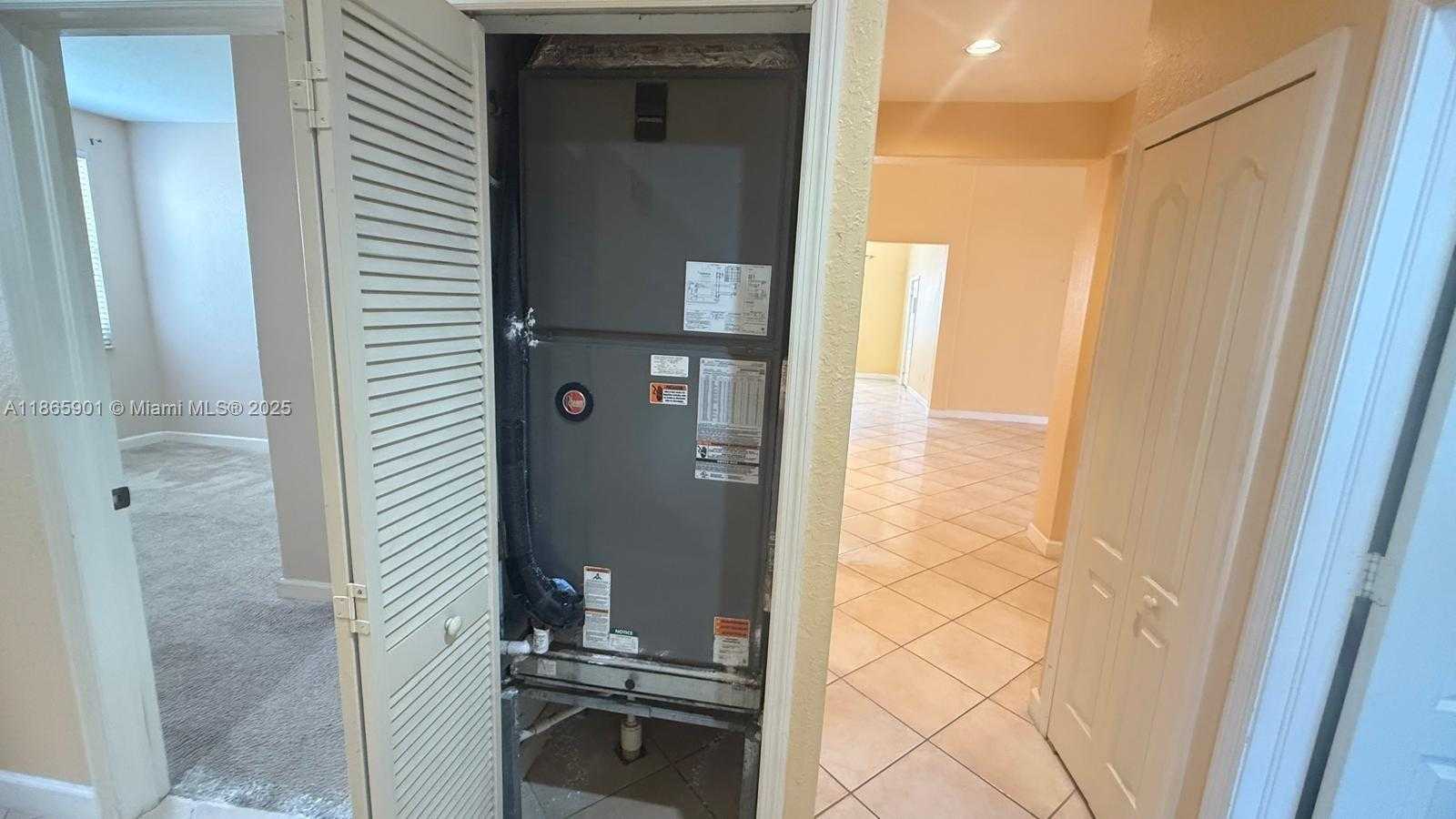 Small Image of 3654 SOUTH WEST 162ND AVE, Miramar Number 46