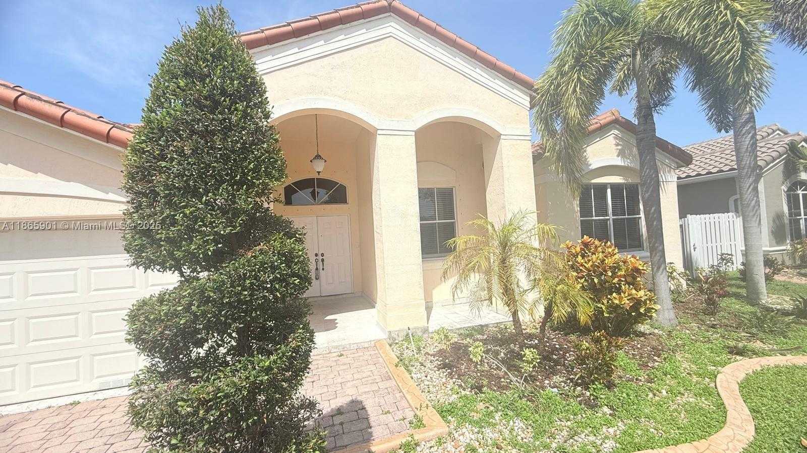 Small Image of 3654 SOUTH WEST 162ND AVE, Miramar Number 6
