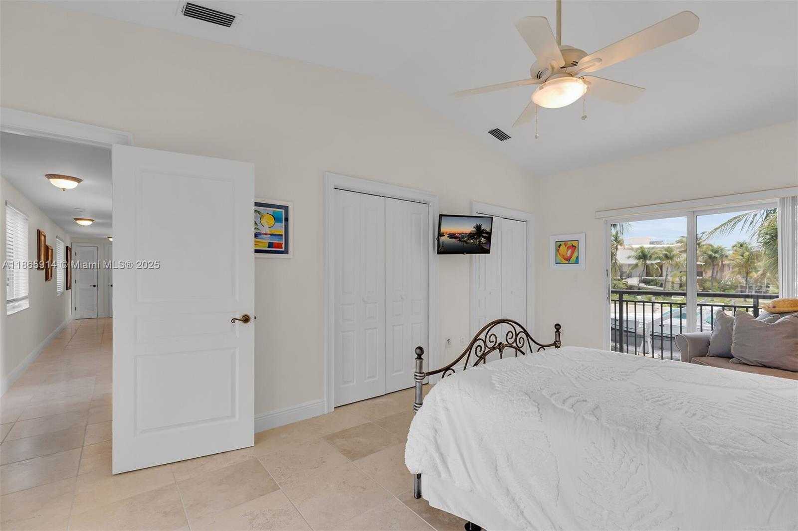 Small Image of 505 CARIBBEAN DR, Key Largo Number 29