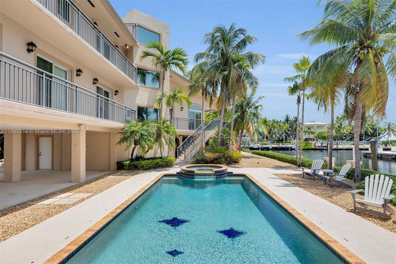 Small Image of 505 CARIBBEAN DR, Key Largo Number 3