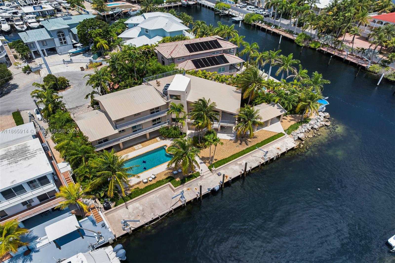 Small Image of 505 CARIBBEAN DR, Key Largo Number 4