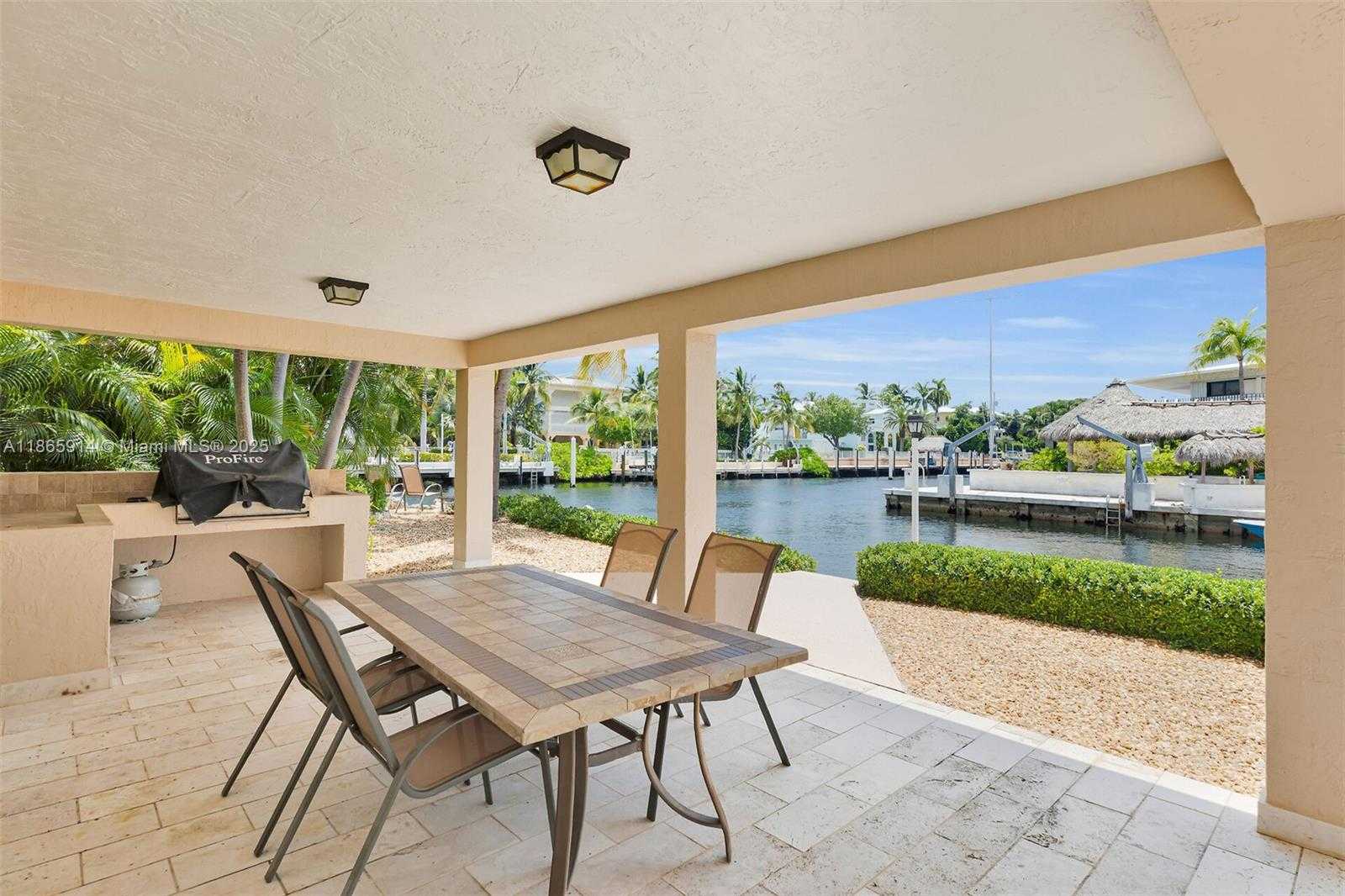Small Image of 505 CARIBBEAN DR, Key Largo Number 52