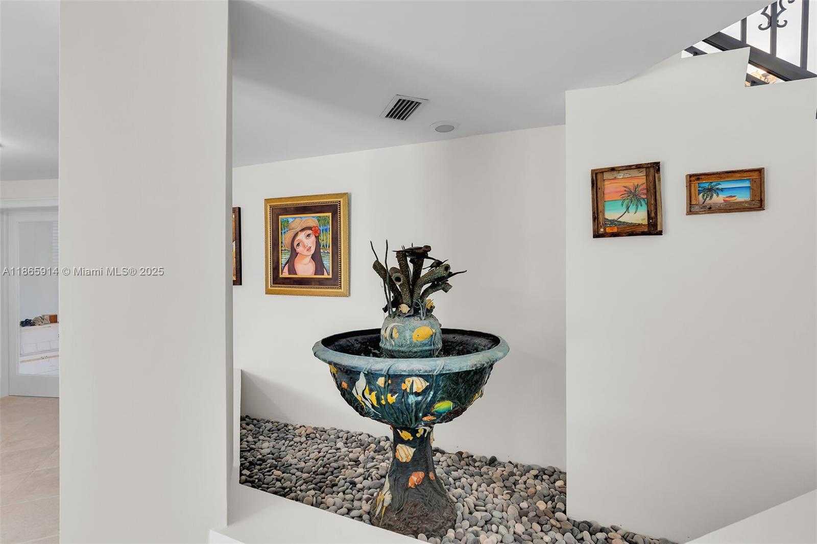 Small Image of 505 CARIBBEAN DR, Key Largo Number 55