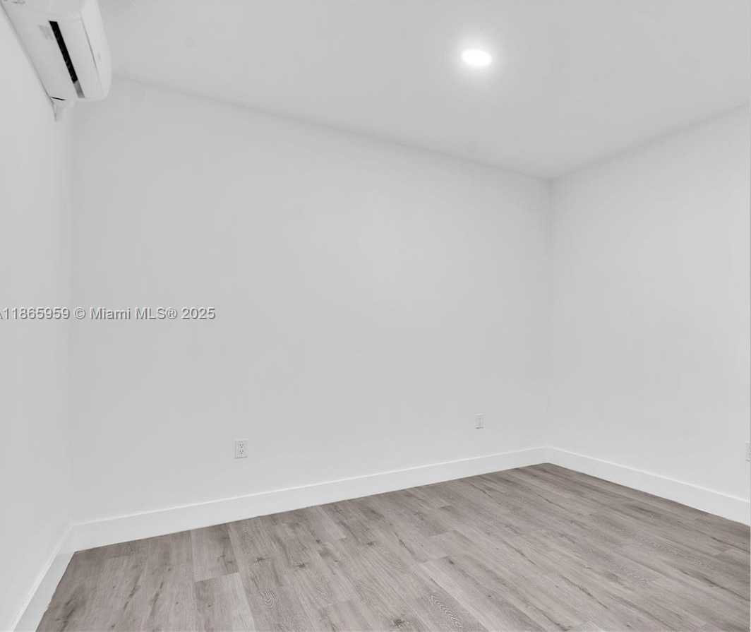 Small Image of 12763 SOUTH WEST 265TH TER, Homestead Number 16