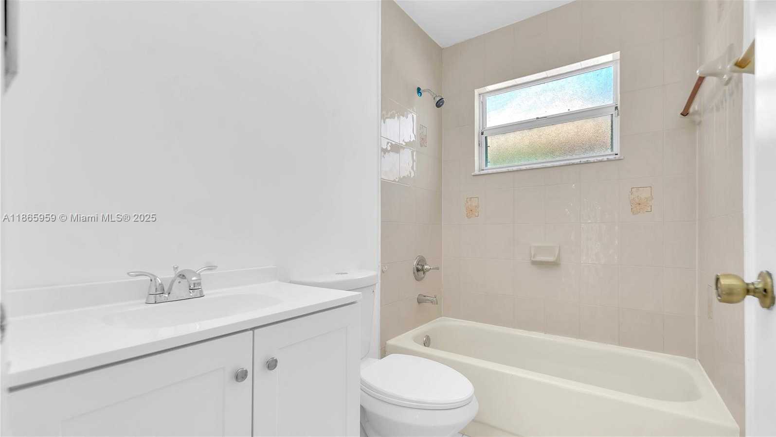 Small Image of 12763 SOUTH WEST 265TH TER, Homestead Number 19