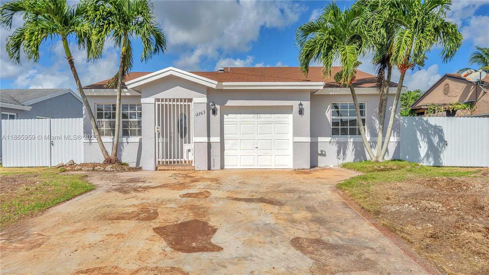 Small Image of 12763 SOUTH WEST 265TH TER, Homestead Number 2