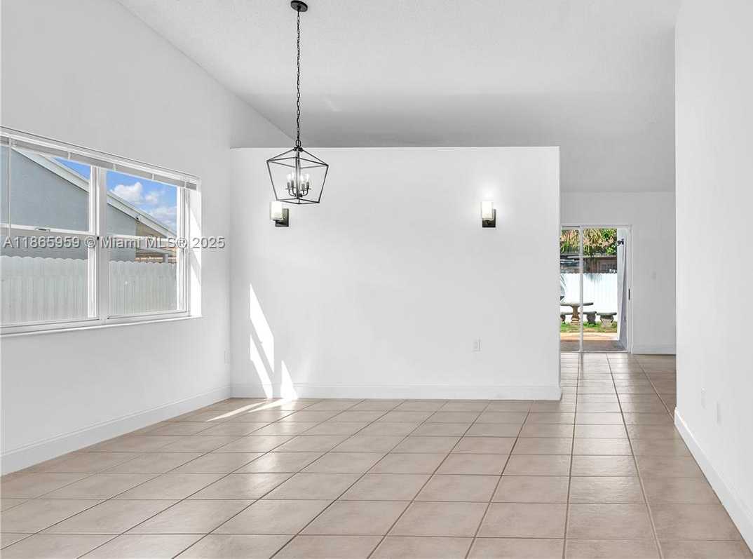 Small Image of 12763 SOUTH WEST 265TH TER, Homestead Number 9