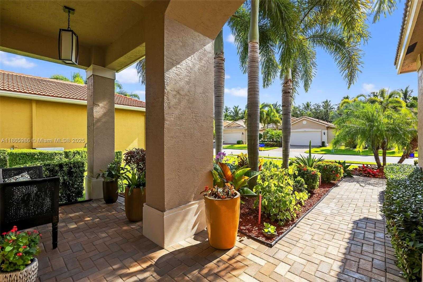 Small Image of 11644 DAWSON RANGE RD, Boynton Beach Number 3
