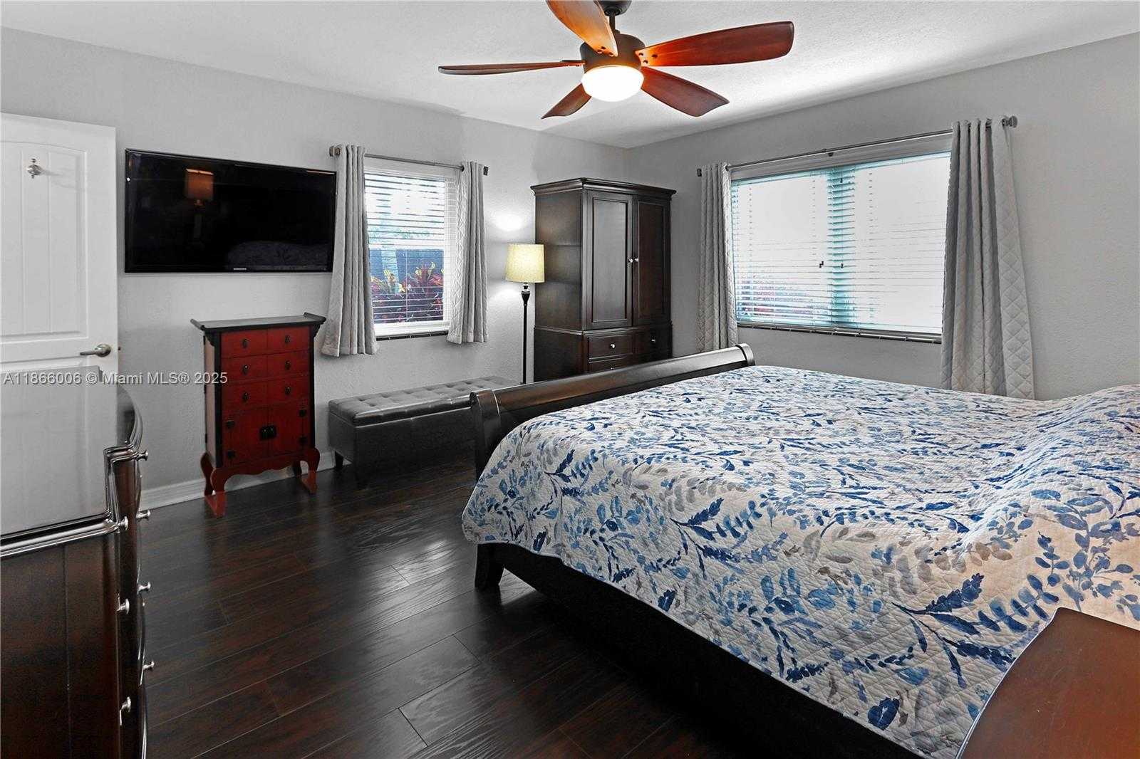Small Image of 1247 WASHINGTON ST, Hollywood Number 20