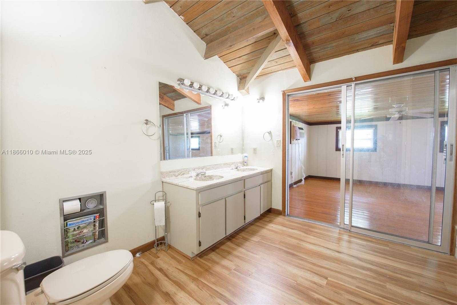 Small Image of 19365 SOUTH WEST 256TH ST, Homestead Number 18